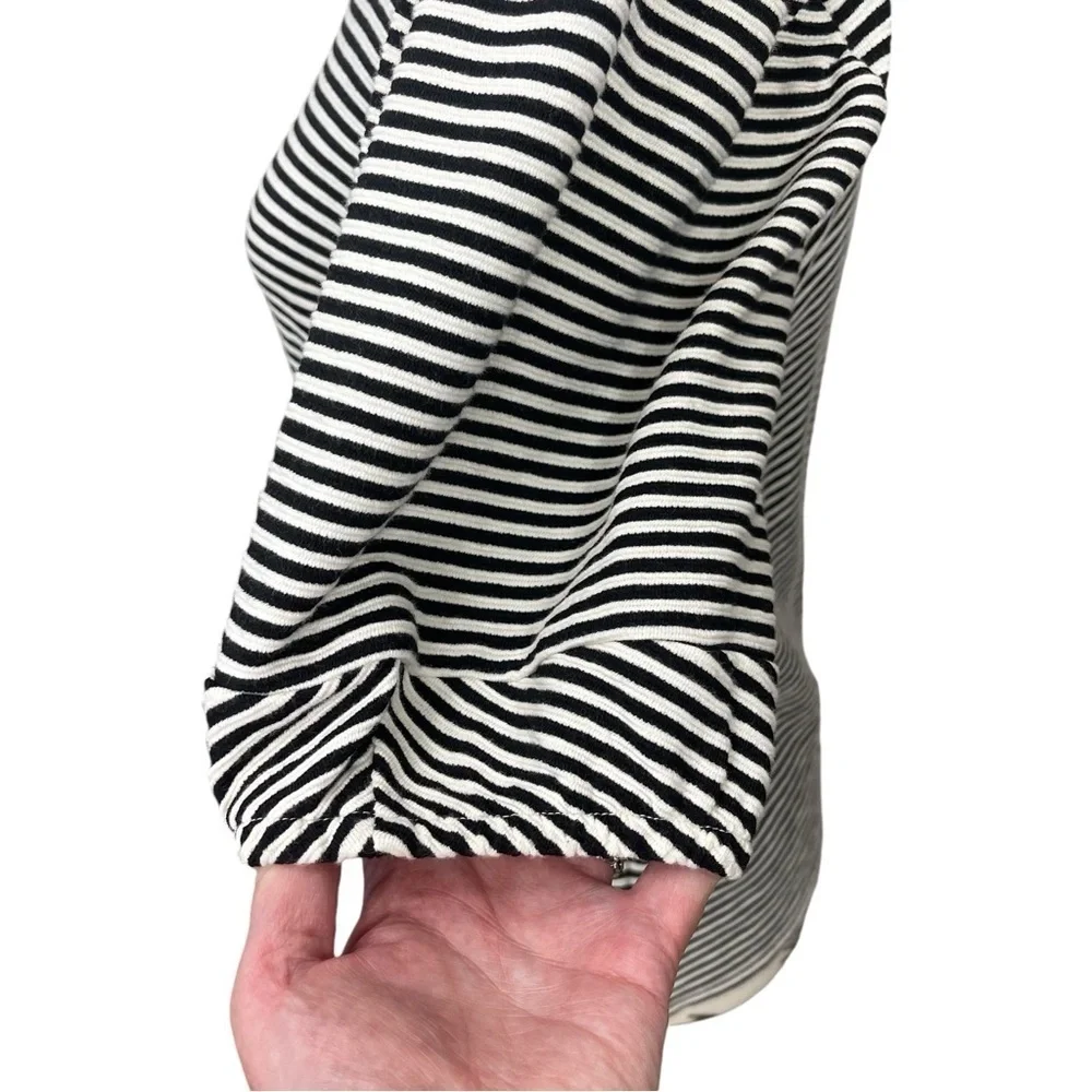 Anthropologie Dolan Striped Black and White Cotton Blend Back Keyhole Top Size S